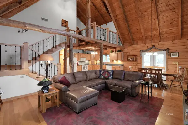 3200 Lottridge Rd, Guysville, OH 45735