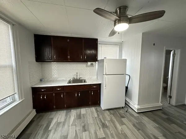 89 Getty Ave #3, Clifton City, NJ 07011