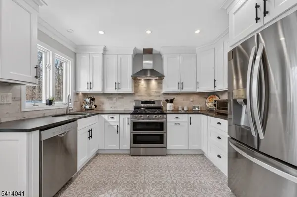 14 Bradford Lane, Bernards Twp., NJ 07920