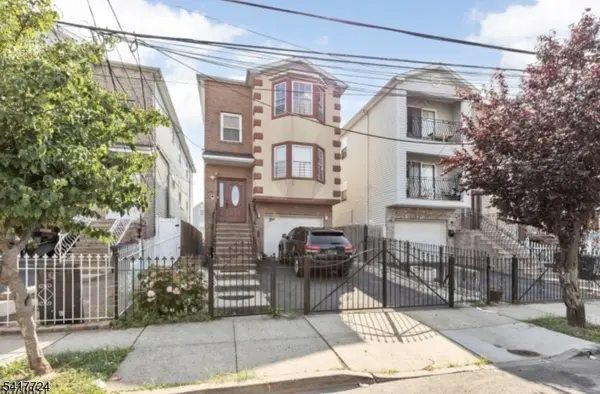 524 Broadway, Elizabeth City, NJ 07206