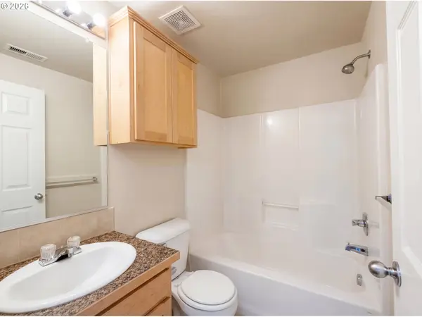 35056 WHITETAIL AVE, St Helens, OR 97051