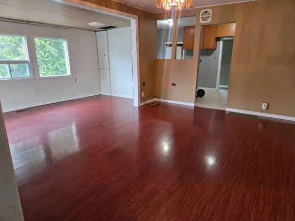 54 Farley CIR, Georgina, ON L0E 1S0