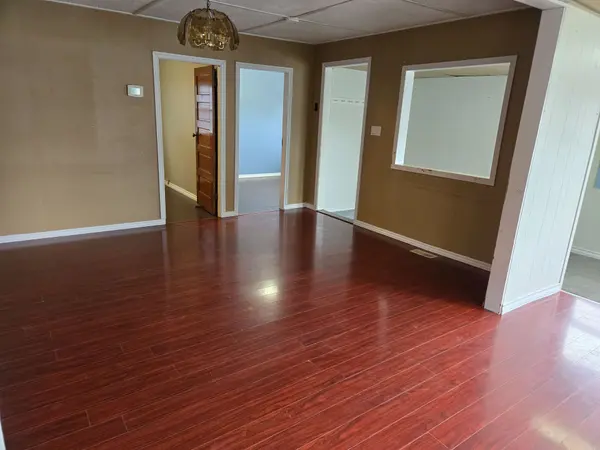 54 Farley CIR, Georgina, ON L0E 1S0