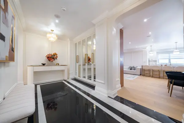 9245 JANE ST #1504, Vaughan, ON L6A 0K1