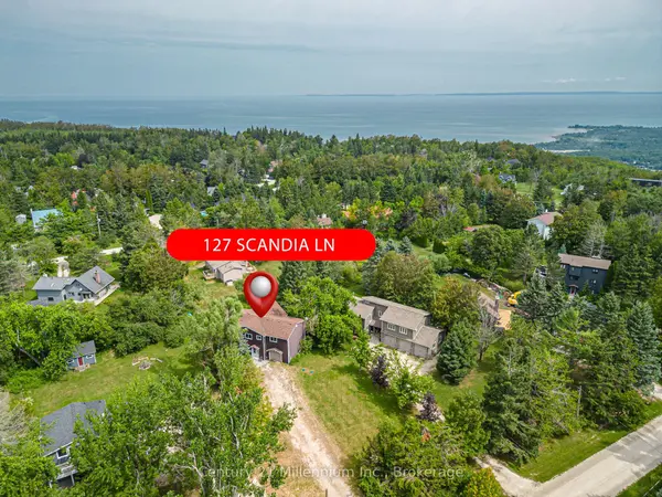 127 Scandia LN, Blue Mountains, ON N0H 2E0