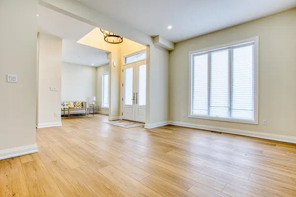 67 Creanona BLVD #Upper Floors, Hamilton, ON L8E 5T2