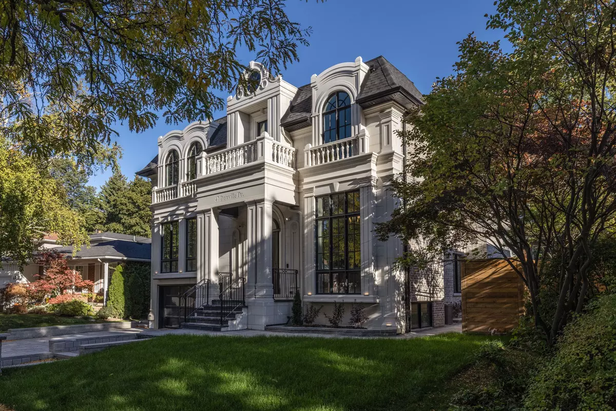 Toronto C12, ON M2P 1J2,47 Danville DR