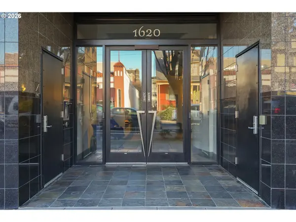 1620 NE BROADWAY ST #222, Portland, OR 97232