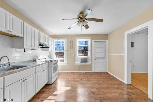 206 N 6Th St, Prospect Park Boro, NJ 07508