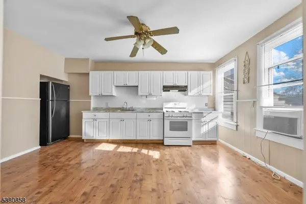 206 N 6Th St, Prospect Park Boro, NJ 07508