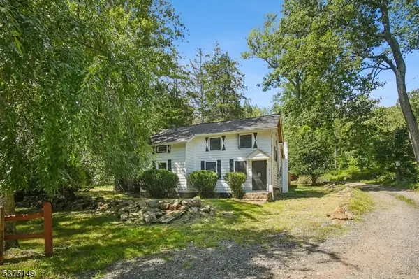 101 Dreahook Rd, Readington Twp., NJ 08833