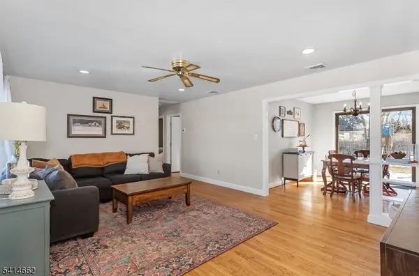 125 Meadowbrook Ave, Wanaque Boro, NJ 07465