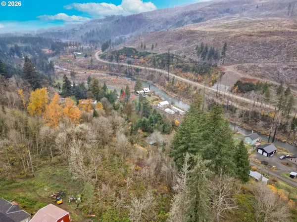 11065 SE WINSTANLEY DR, Lyons, OR 97358