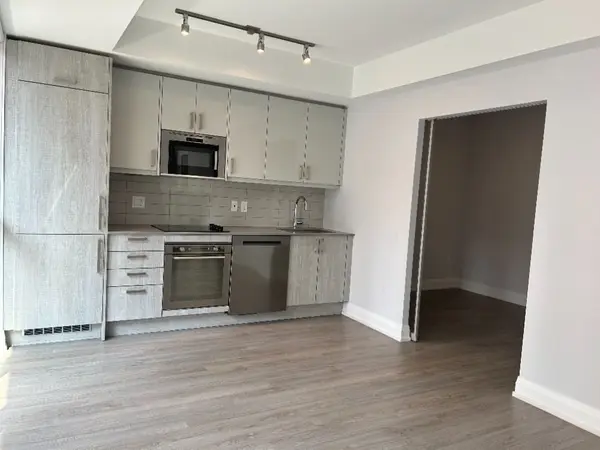 77 Mutual ST #605, Toronto C08, ON M5B 0B9