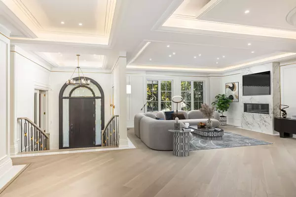 Toronto C12, ON M2P 1J2,47 Danville DR