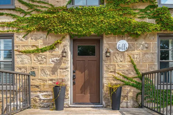 377 Geddes ST, Centre Wellington, ON N0B 1S0