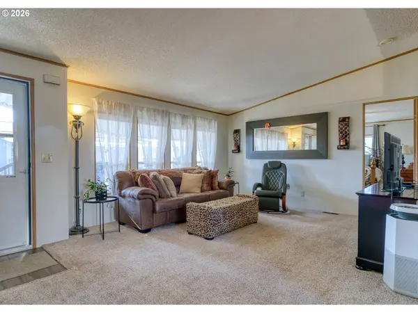 51490 SE 6th ST, Scappoose, OR 97056