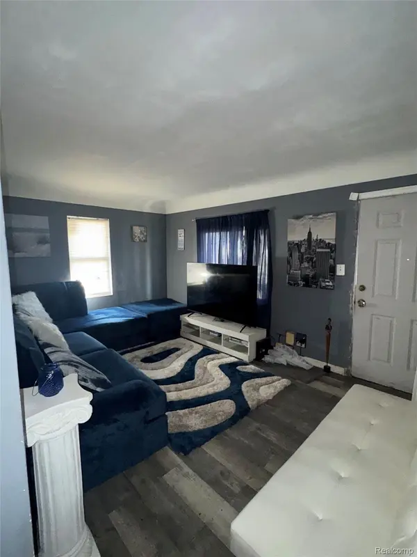 3001 Kellar AVE, Flint, MI 48504