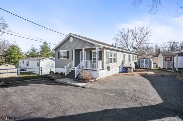 471 Kenbury Rd, Branchburg Twp., NJ 08876