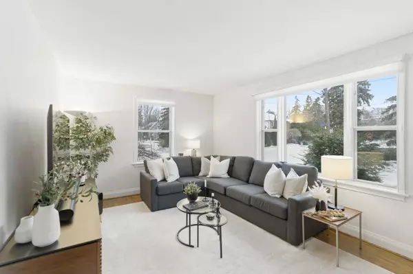 Toronto C07, ON M2N 1A8,71 Stuart CRES