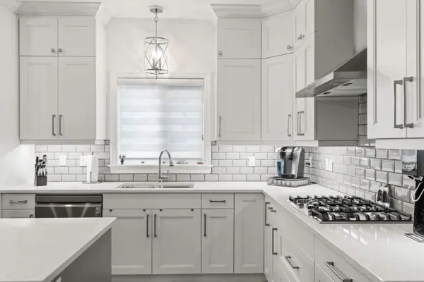 86 Essex DR, Belleville, ON K8N 0J1