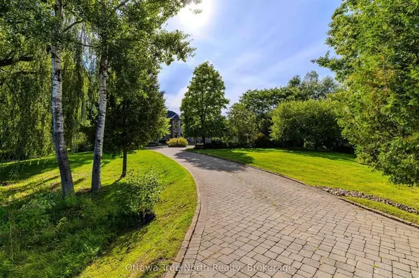 5884 Earlscourt CRES, Manotick - Kars - Rideau Twp And Area, ON K4M 1K2