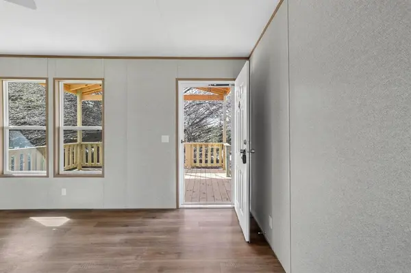 206 Rhett Court, Aurora, TX 76078