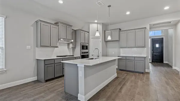 701 BUSHMAN Drive, Fort Worth, TX 76008