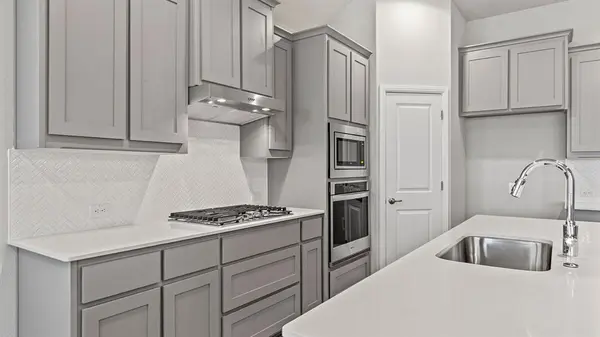 701 BUSHMAN Drive, Fort Worth, TX 76008