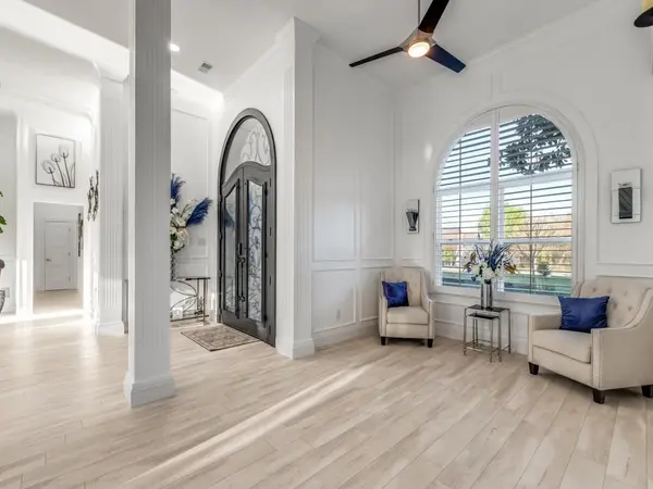 19 Meadowcreek Drive, Melissa, TX 75454