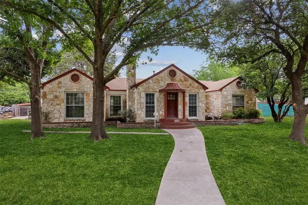 1402 Corto Drive, Dallas, TX 75218