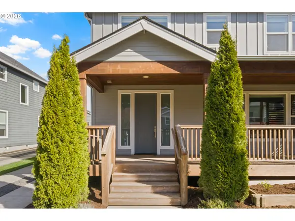 8274 SW 47TH AVE, Portland, OR 97219