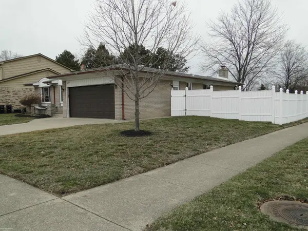 1406 Shaker Dr. DR, Troy, MI 48083