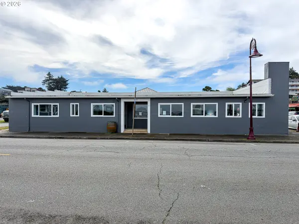 125 BALTIMORE AVE SE, Bandon, OR 97411