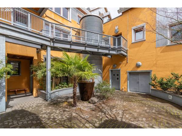 321 MILL ST #2, Eugene, OR 97401