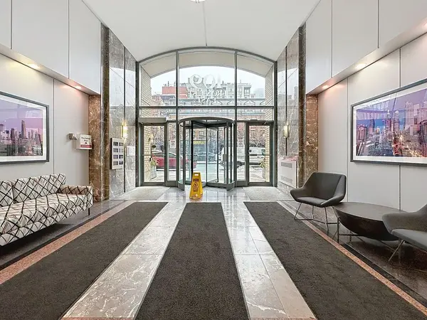 109 Front ST E #626, Toronto C08, ON M5A 4P7