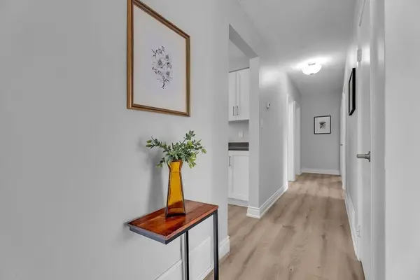 47 Aurora Heights DR, Aurora, ON L4G 2W6