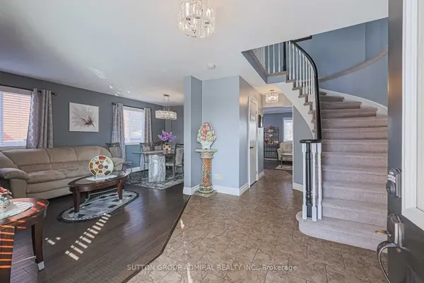 242 Mapleton AVE, Barrie, ON L4N 5V5