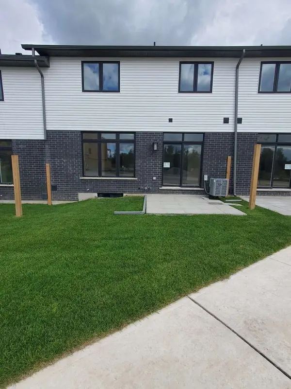 55 Teal DR #41, Guelph, ON N1C 1G4