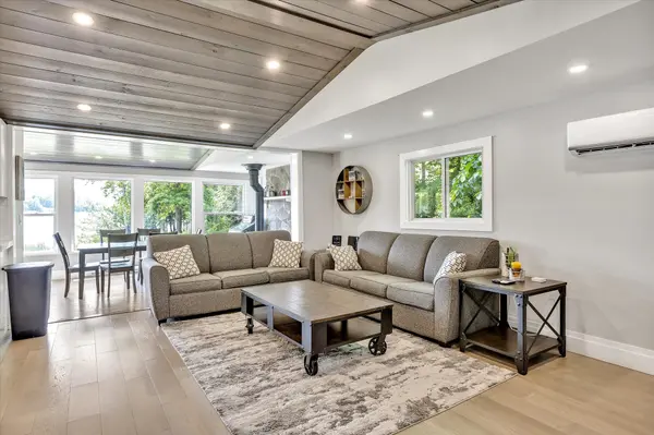 504 Pine Point LN, Madoc, ON K0K 2K0