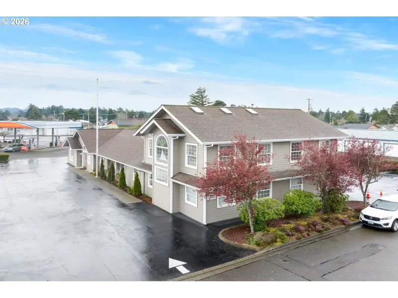 1875 HIGHWAY 101, Florence, OR 97439