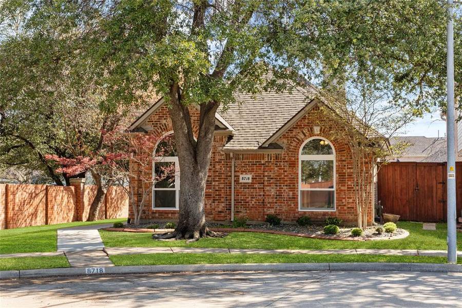 8718 Falls Road, Irving, TX 75063