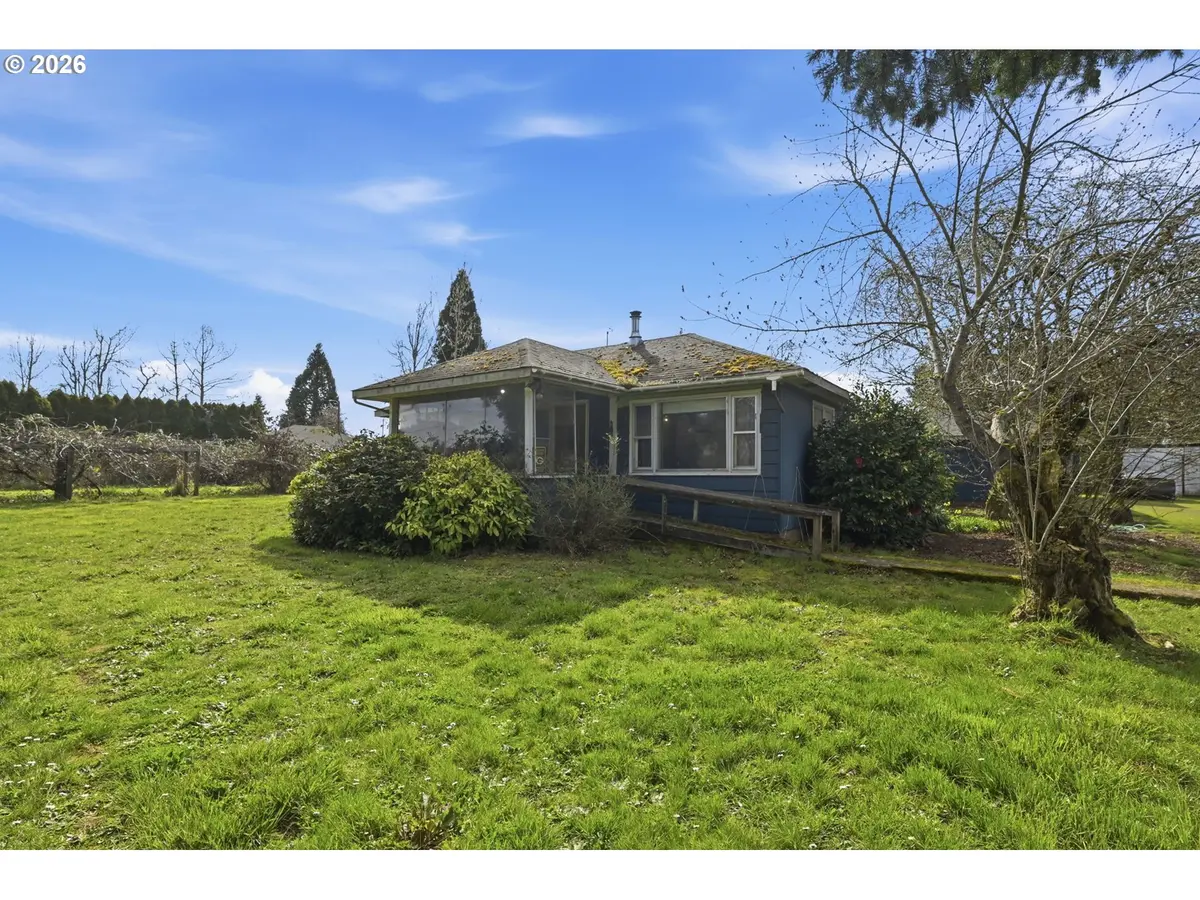 27212 8TH ST, Junction City, OR 97448