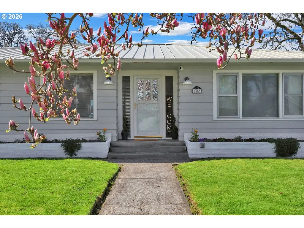 1355 JUNIPER ST, Junction City, OR 97448