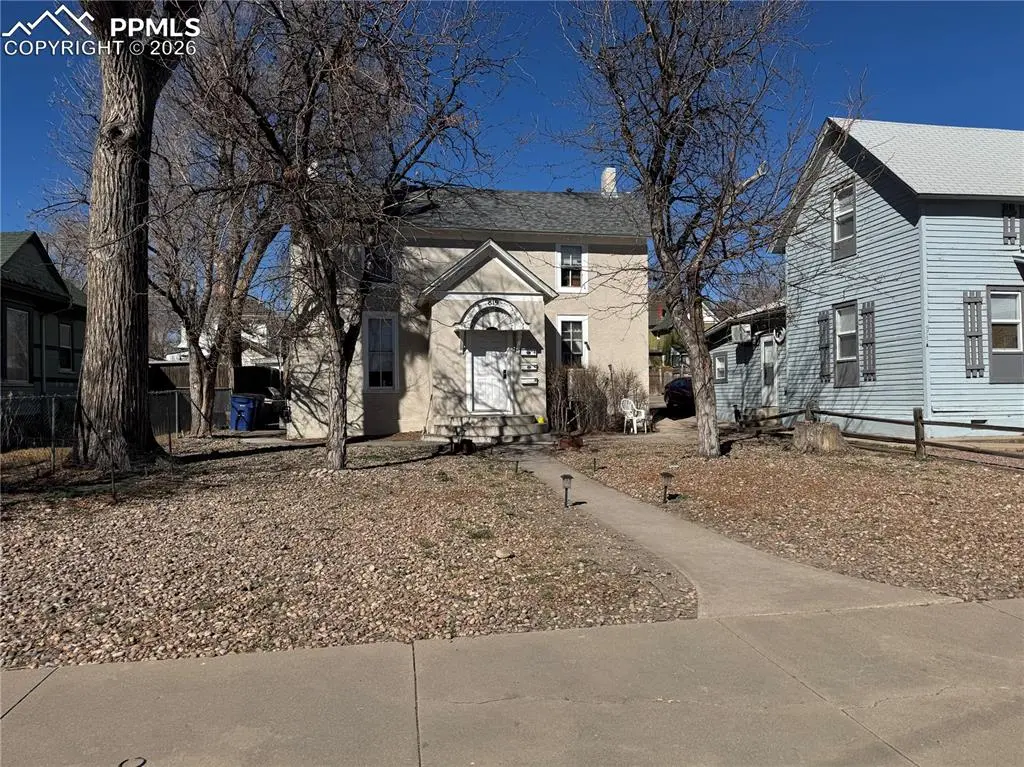 819 W 12th ST, Pueblo, CO 81003