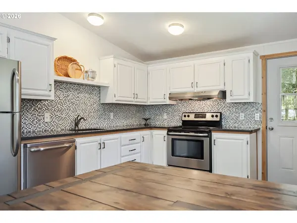 51 FOSTER RD, Carson, WA 98610