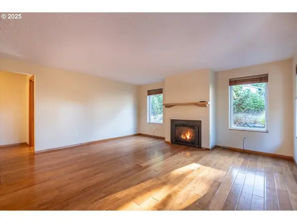 5740 PALISADES DR, Lincoln City, OR 97367