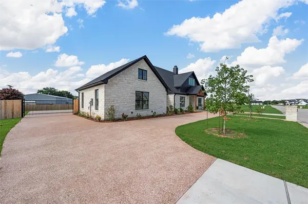 113 Water View Lane, Robinson, TX 76706