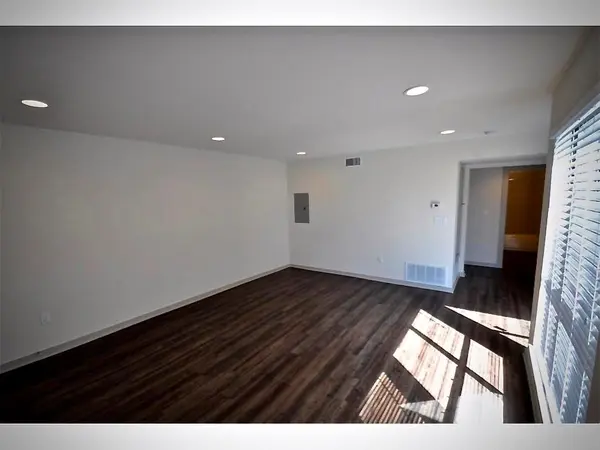 2806 Reagan Street #209, Dallas, TX 75219