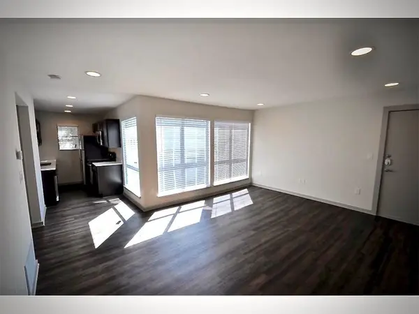 2806 Reagan Street #209, Dallas, TX 75219